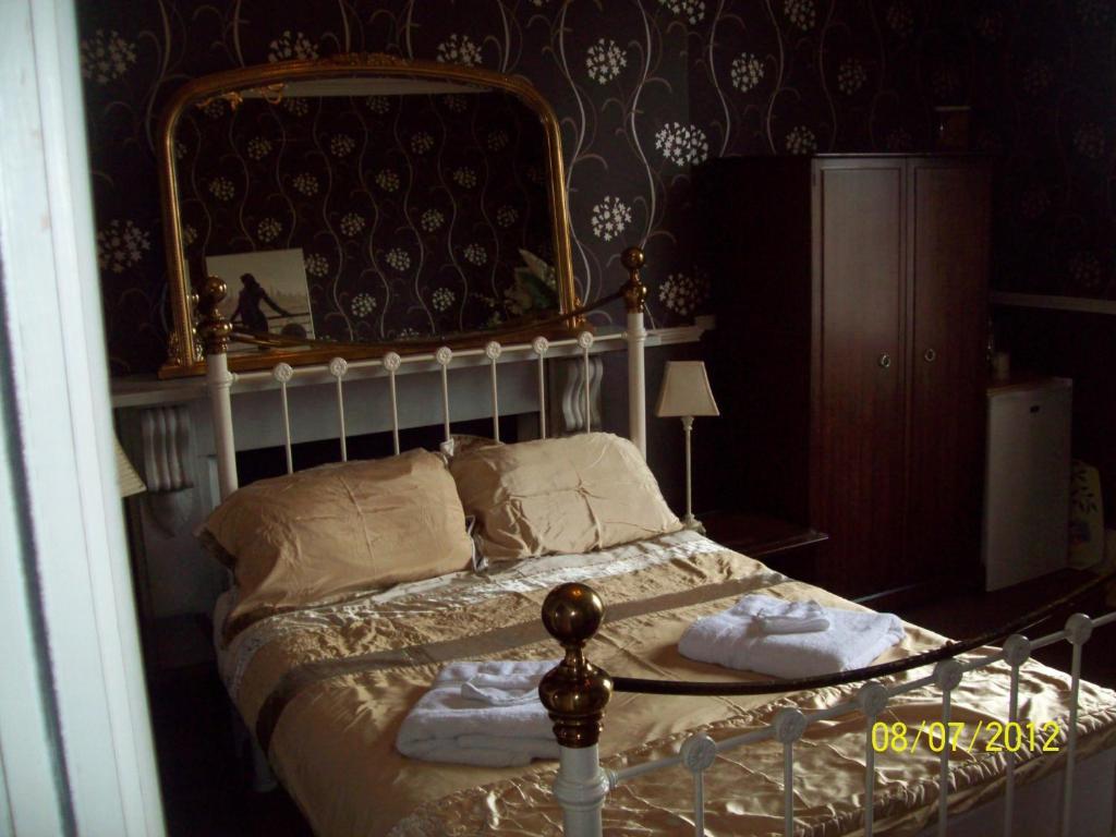 בברלי Minster Garth Guest House חדר תמונה