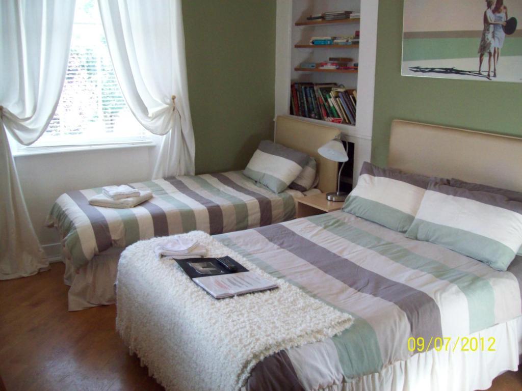 בברלי Minster Garth Guest House חדר תמונה